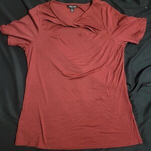 Gilmora Shirt Slevve Fitted Cut Out Knit Top